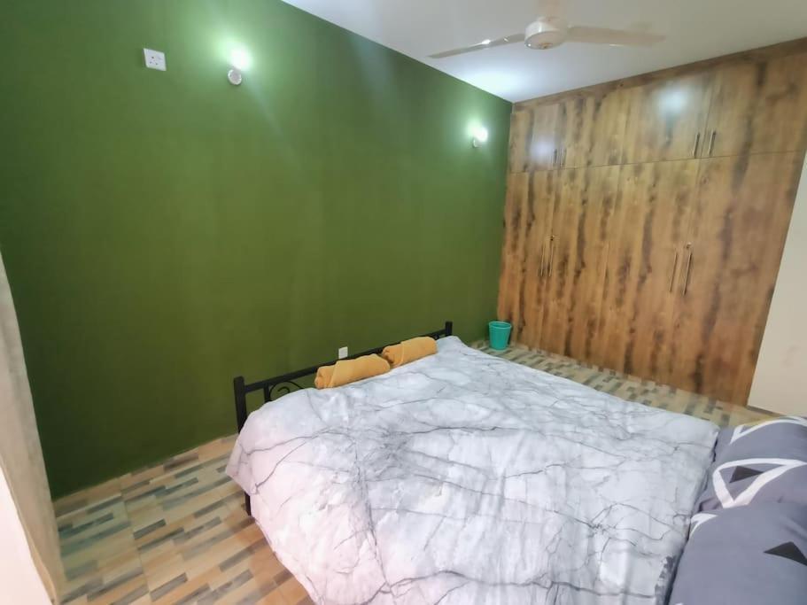 1 Bedroom Fully Furnished Luxurious Apartment Voi Town מראה חיצוני תמונה